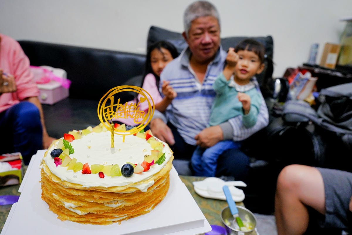 生日蛋糕｜新北三重 4k手作烘焙 經典乳酪蛋糕、新品千層岩燒奶霜蛋糕 生日蛋糕宅配推薦！