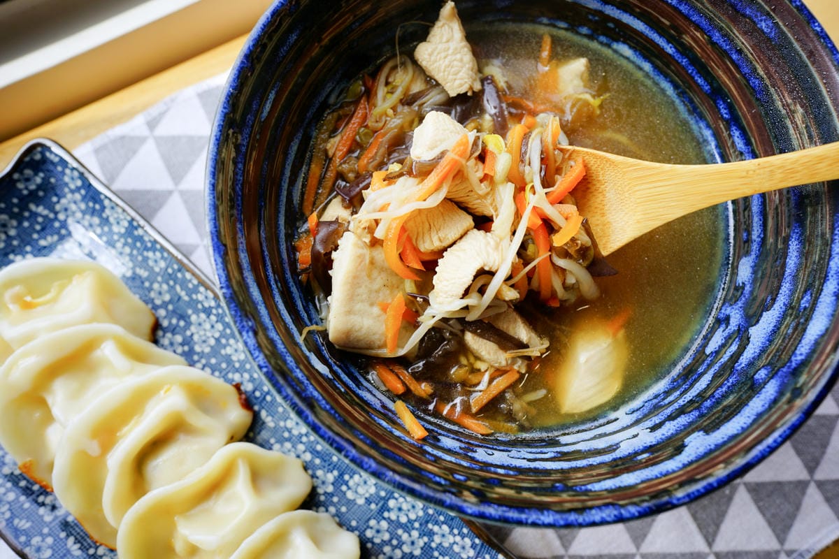 料理|減醣料理包推薦!小宅食袋 低卡減醣湯料理包 加熱即食低卡減脂餐,適合減醣者食用~ - 第13張圖 料理|減醣料理包推薦!小宅食袋 低卡減醣湯料理包 加熱即食低卡減脂餐,適合減醣者食用~
