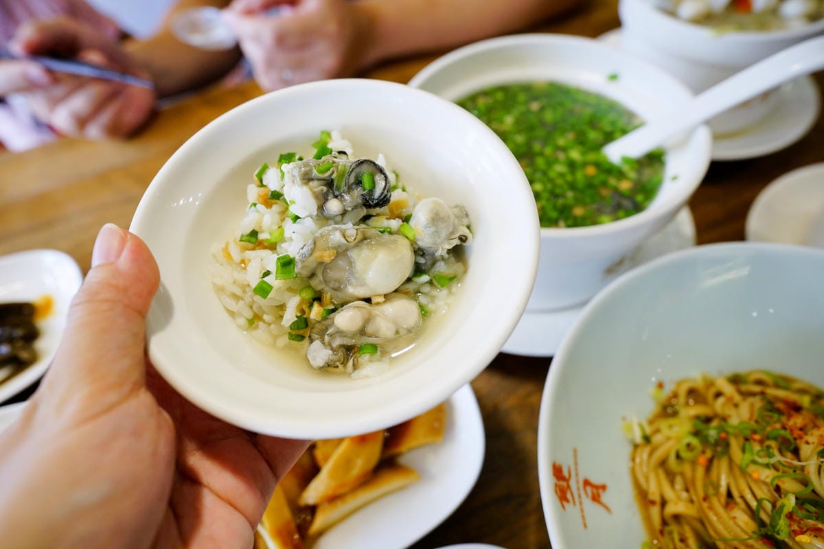 台北食記|台北米其林必比登推薦美食!雙月食品社(青島店) 燉雞湯跟滷味都超好吃阿~ - 第21張圖 台北食記|台北米其林必比登推薦美食!雙月食品社(青島店) 燉雞湯跟滷味都超好吃阿~