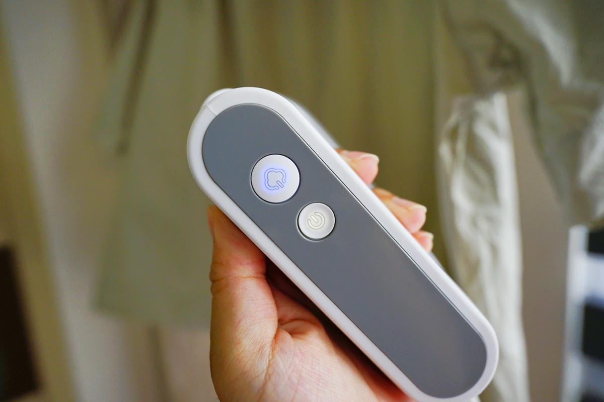 家電開箱|Haier海爾 2in1迷你蒸氣電熨斗 平燙、掛燙、乾燙、濕燙皆可!除皺、除臭、除菌、除蟎都沒問題~ - 第11張圖 家電開箱|Haier海爾 2in1迷你蒸氣電熨斗 平燙、掛燙、乾燙、濕燙皆可!除皺、除臭、除菌、除蟎都沒問題~
