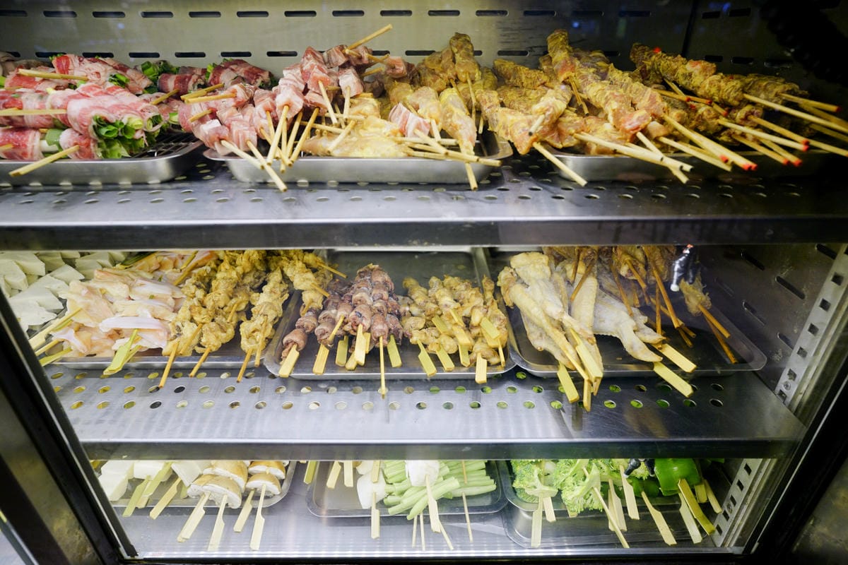 台北食記｜柒息地串燒居酒屋（長春店） 松江南京站美食推薦！下班後來個日式串燒配啤酒~