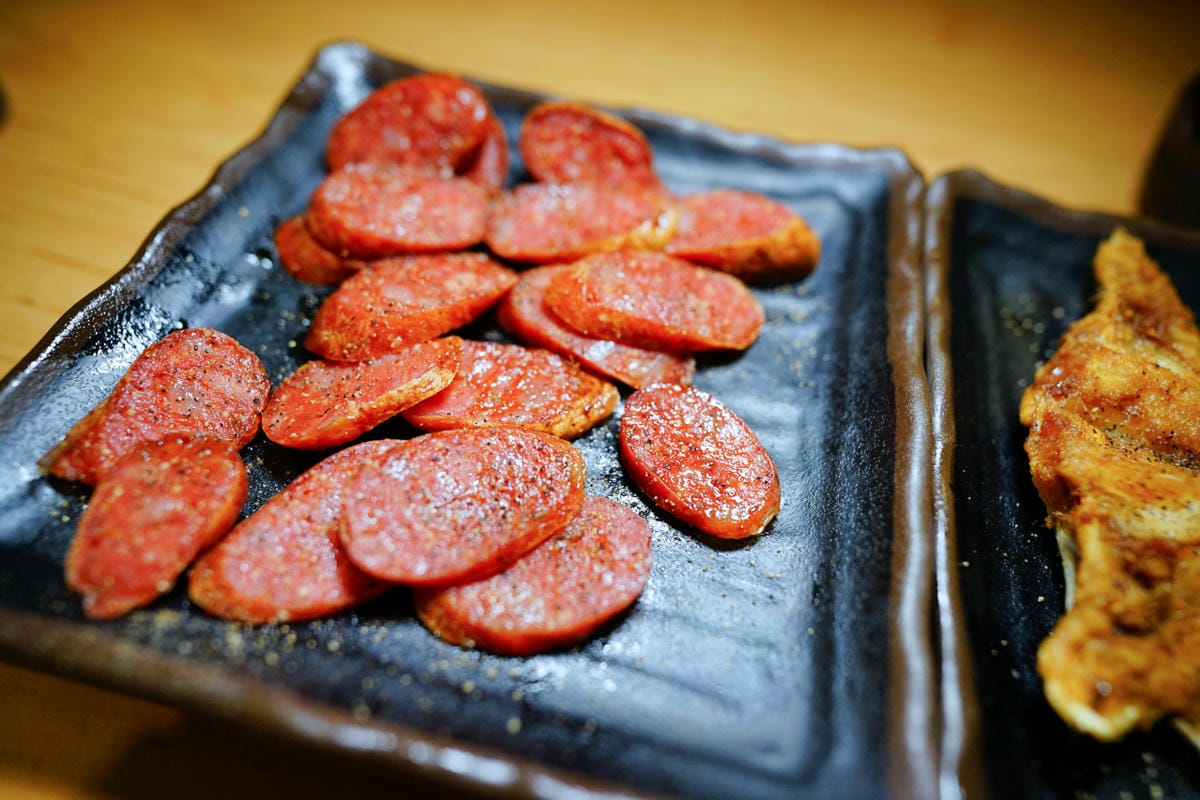 台北食記｜柒息地串燒居酒屋（長春店） 松江南京站美食推薦！下班後來個日式串燒配啤酒~