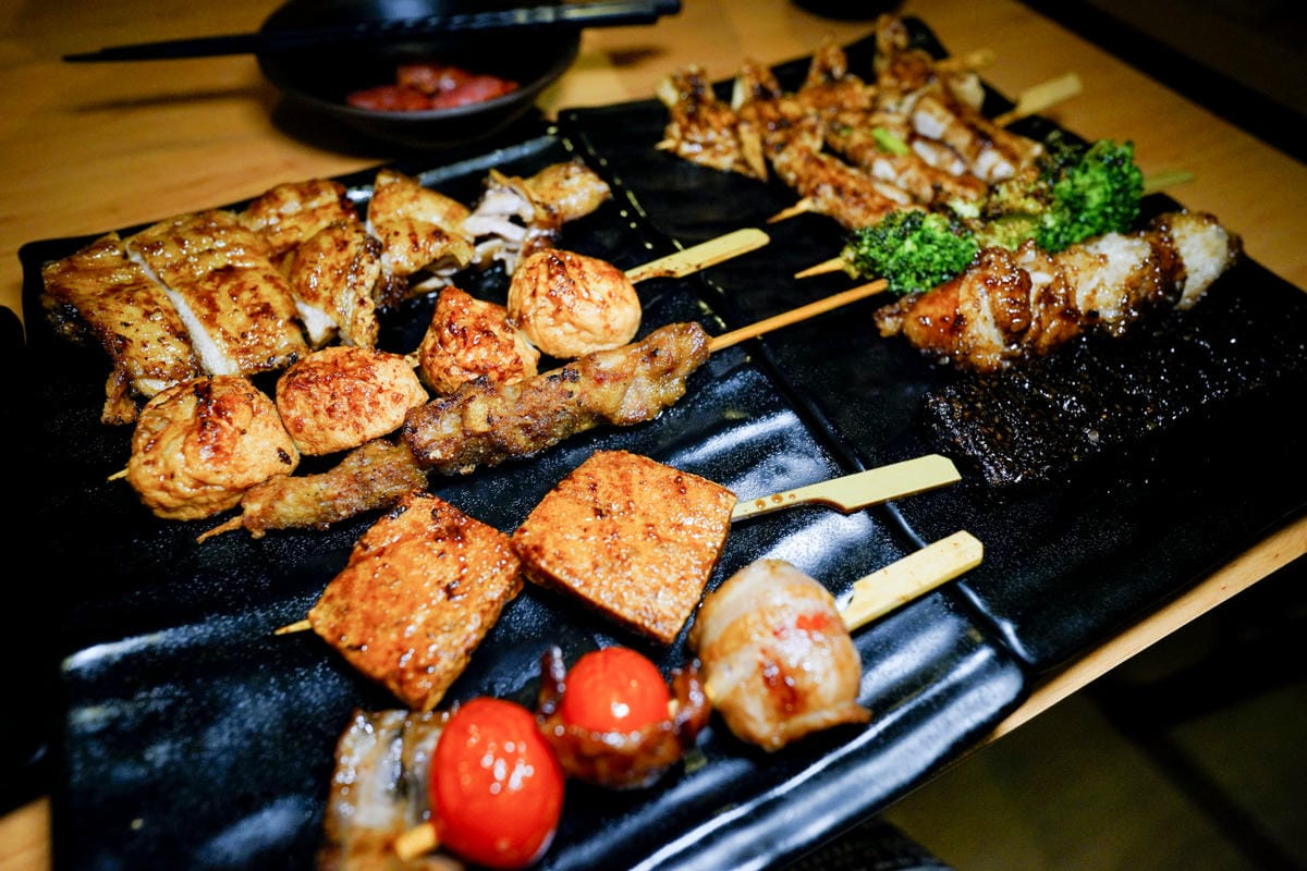 台北食記｜柒息地串燒居酒屋（長春店） 松江南京站美食推薦！下班後來個日式串燒配啤酒~