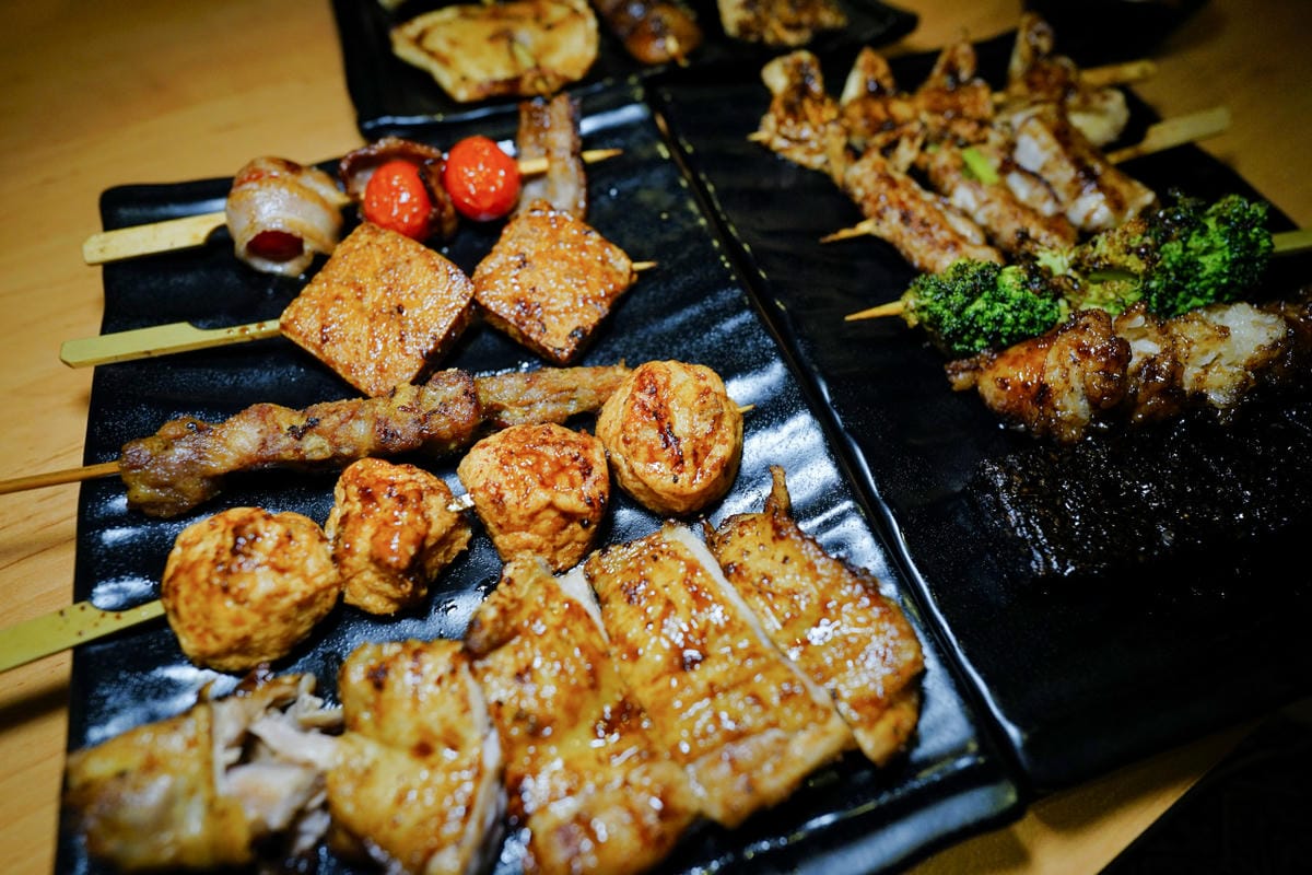 台北食記｜柒息地串燒居酒屋（長春店） 松江南京站美食推薦！下班後來個日式串燒配啤酒~