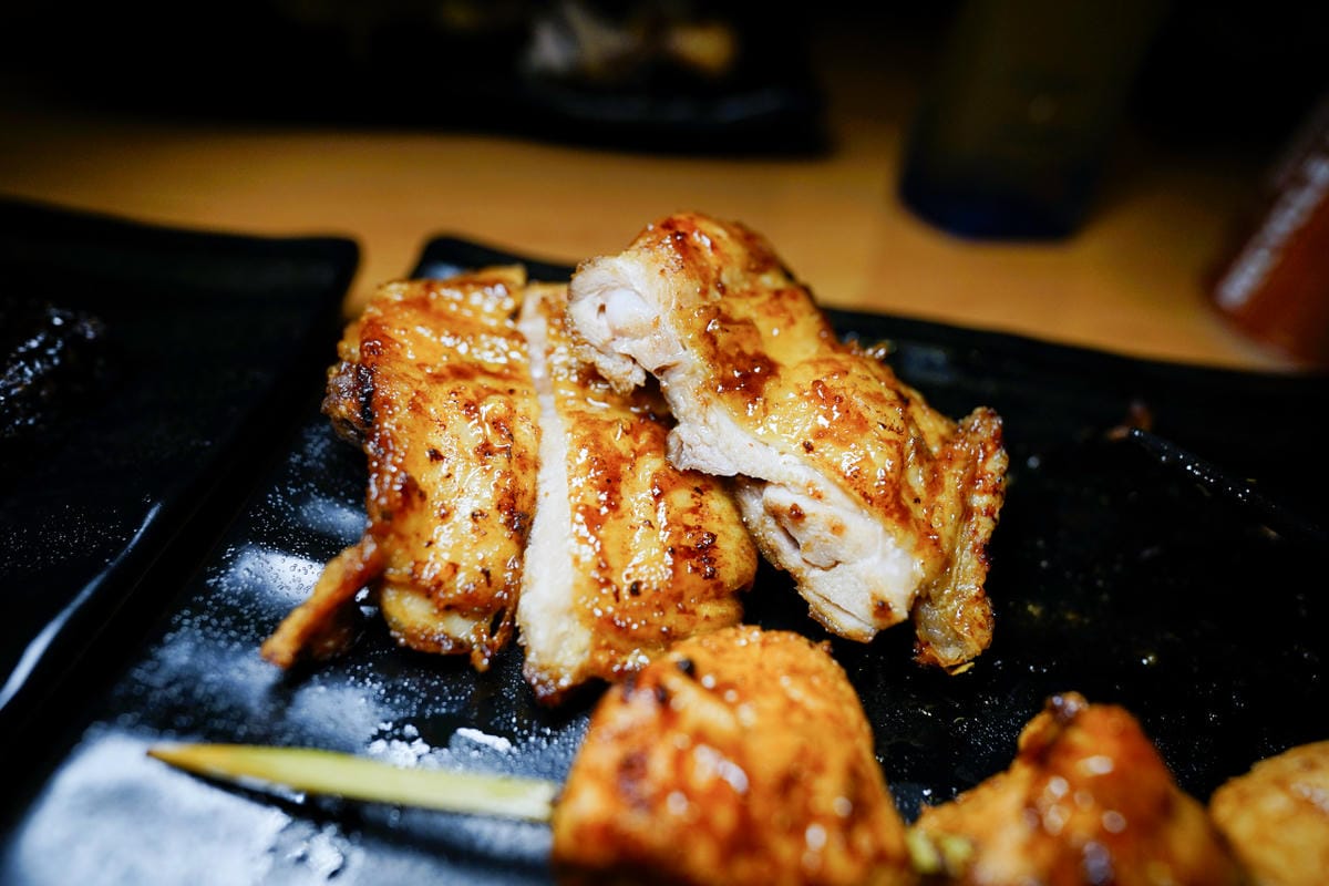 台北食記｜柒息地串燒居酒屋（長春店） 松江南京站美食推薦！下班後來個日式串燒配啤酒~