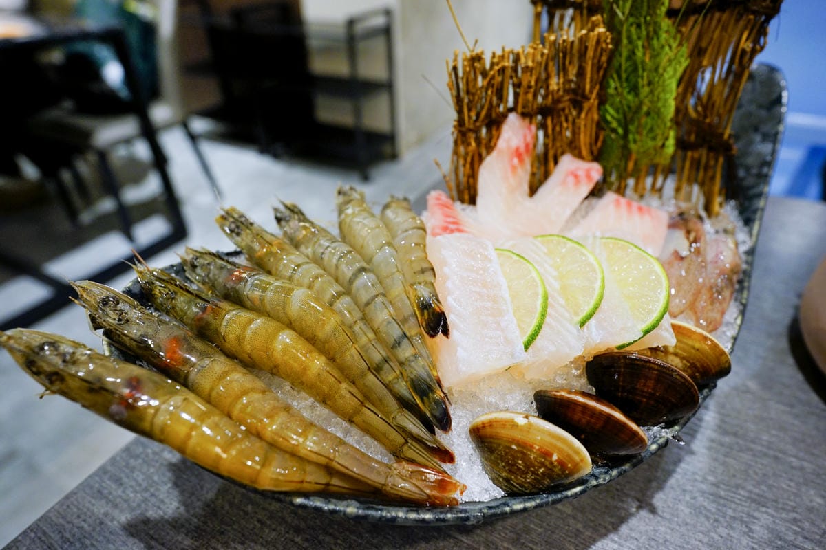 新北食記|新店火鍋推薦!汆鍋 上選鍋物(七張店) 七張捷運站巷內,高CP新鮮海陸火鍋套餐 多款特色湯底火鍋,首推松露牛奶鍋! - 第30張圖 新北食記|新店火鍋推薦!汆鍋 上選鍋物(七張店) 七張捷運站巷內,高CP新鮮海陸火鍋套餐 多款特色湯底火鍋,首推松露牛奶鍋!