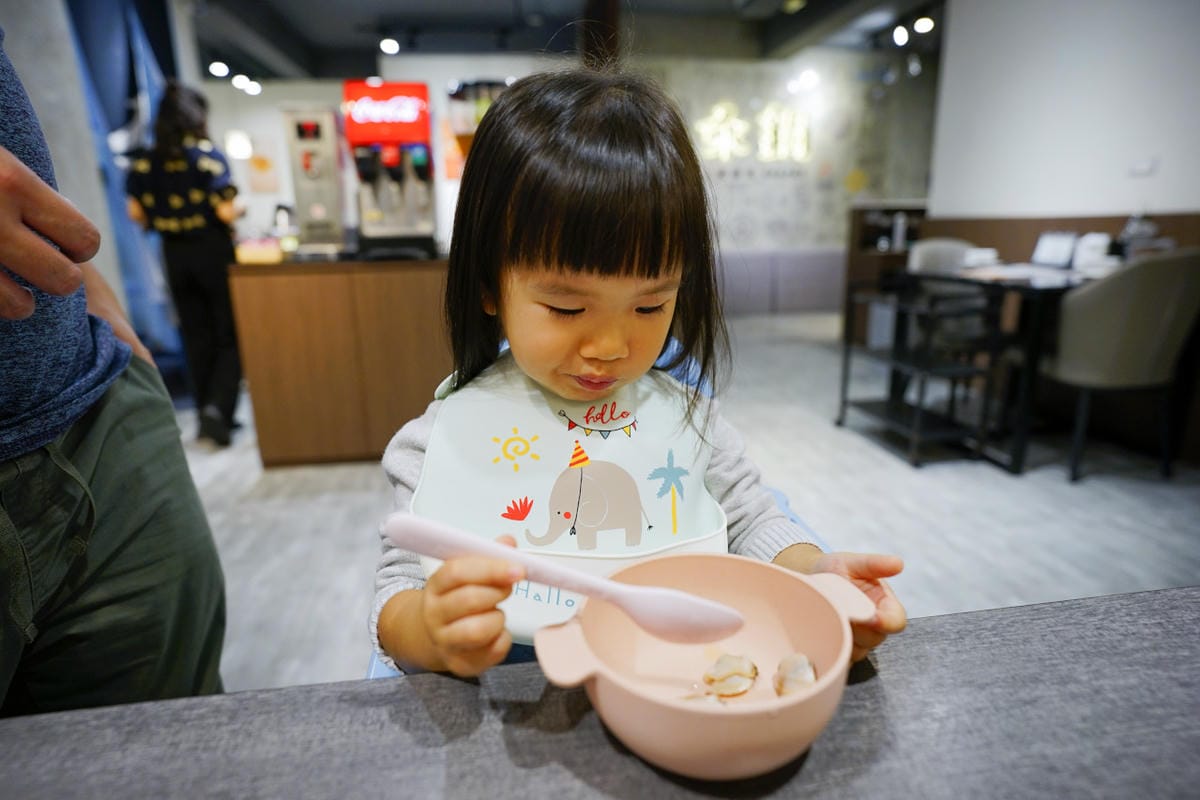 新北食記|新店火鍋推薦!汆鍋 上選鍋物(七張店) 七張捷運站巷內,高CP新鮮海陸火鍋套餐 多款特色湯底火鍋,首推松露牛奶鍋! - 第14張圖 新北食記|新店火鍋推薦!汆鍋 上選鍋物(七張店) 七張捷運站巷內,高CP新鮮海陸火鍋套餐 多款特色湯底火鍋,首推松露牛奶鍋!