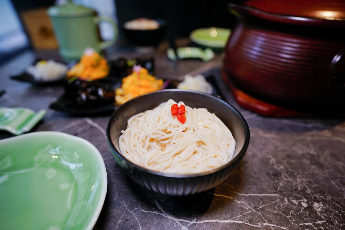 新北食記｜林口中式料理、漢方養生餐廳推薦！沉雨晴 醉在乎你的湯 鮑翅元氣養笙鍋