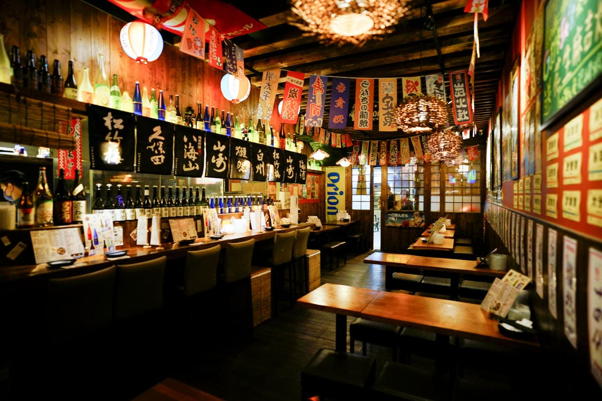 台北食記｜南京三民美食推薦！老菘田居酒屋（南京店）炭火獨門風味串燒，無雷居酒屋！