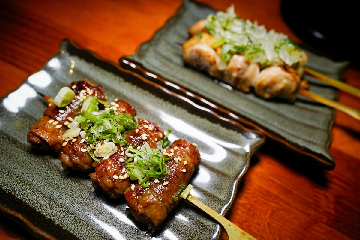 台北食記｜南京三民美食推薦！老菘田居酒屋（南京店）炭火獨門風味串燒，無雷居酒屋！
