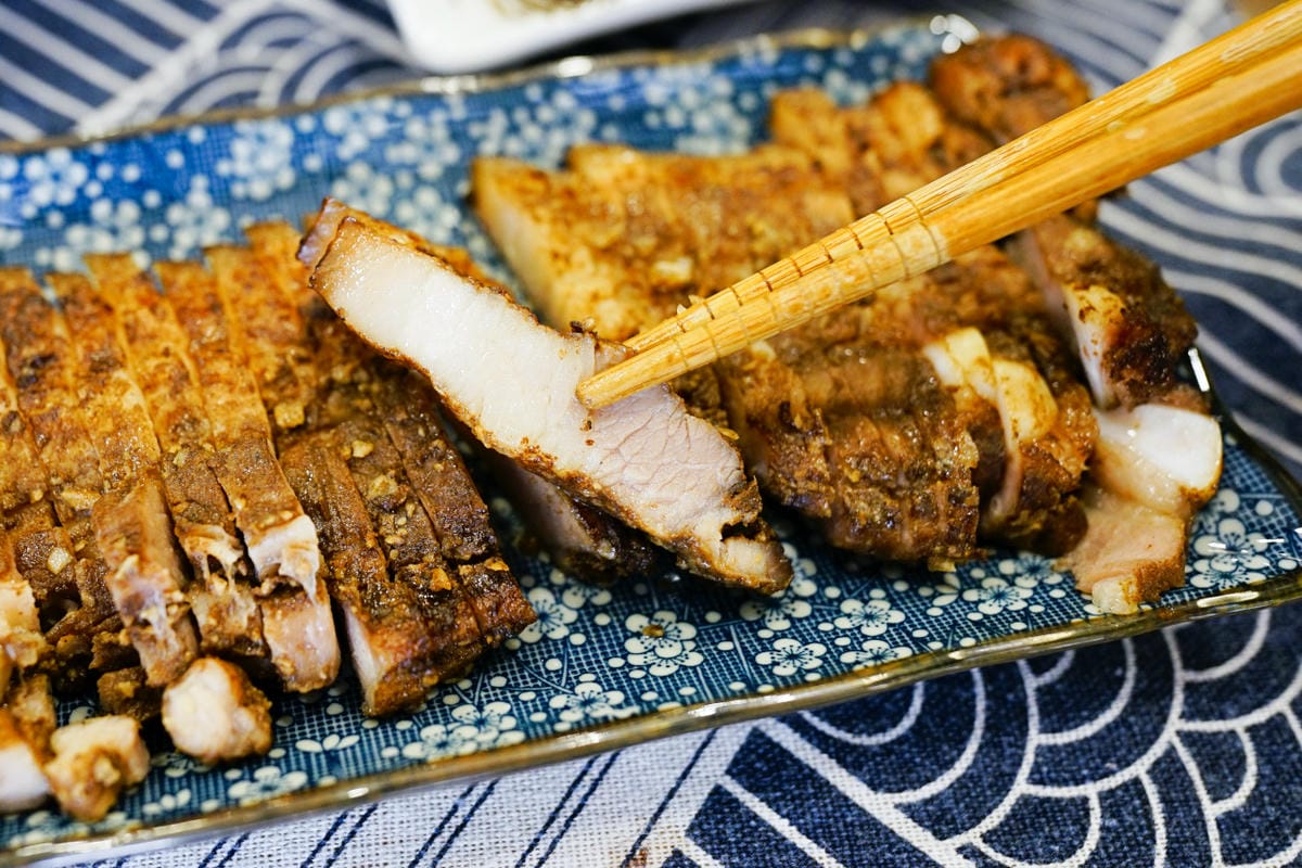 料理|27號香腸 無添加亞硝酸鹽、防腐劑香腸推薦!鹹豬肉也超美味~ - 第14張圖 料理|27號香腸 無添加亞硝酸鹽、防腐劑香腸推薦!鹹豬肉也超美味~