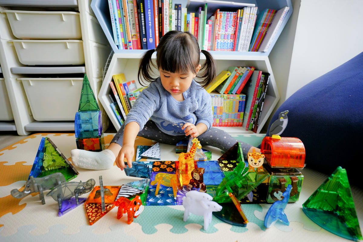 親子育兒｜孩子最想要的聖誕禮物 Magna-Tiles®磁力片 ITAI ITAI＿痛經女子最強日韓選物商品社團推薦！