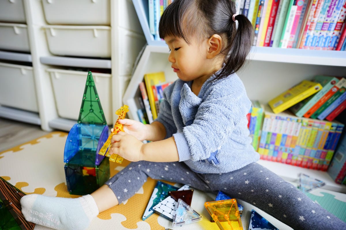 親子育兒｜孩子最想要的聖誕禮物 Magna-Tiles®磁力片 ITAI ITAI＿痛經女子最強日韓選物商品社團推薦！