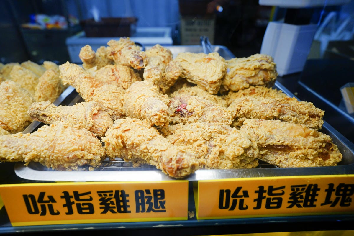 台南食記|台南好吃炸雞推薦!胖廚吮指炸雞 南紡夢時代對面大益貨櫃商店街美食推薦! - 第6張圖 台南食記|台南好吃炸雞推薦!胖廚吮指炸雞 南紡夢時代對面大益貨櫃商店街美食推薦!