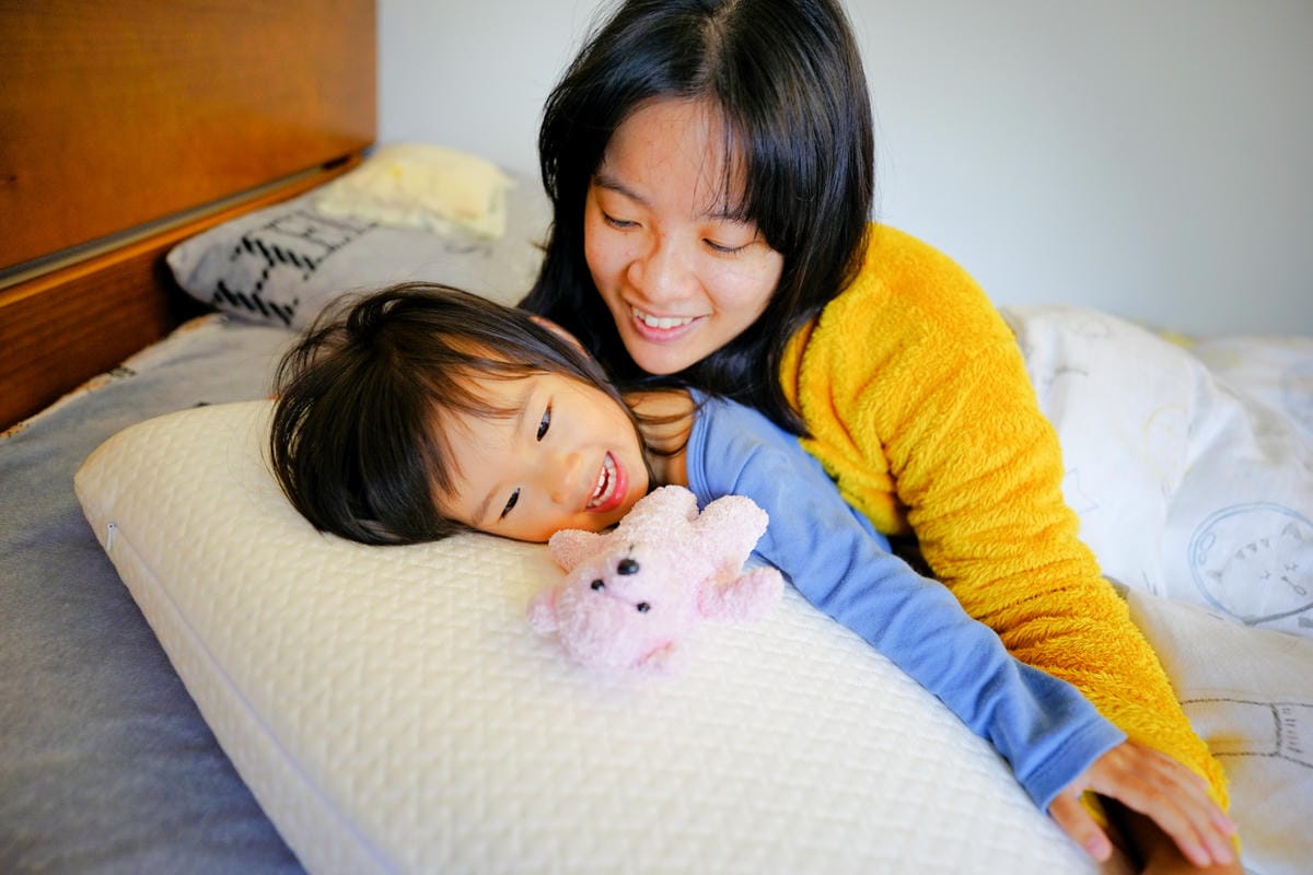 寢具｜一顆專為「釋放肩頸壓力」的枕頭！自然醒WELLSLEEP 重力枕