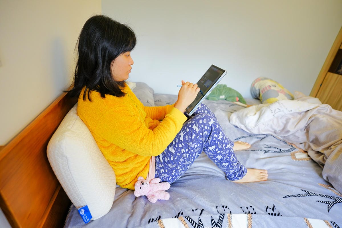 寢具｜一顆專為「釋放肩頸壓力」的枕頭！自然醒WELLSLEEP 重力枕