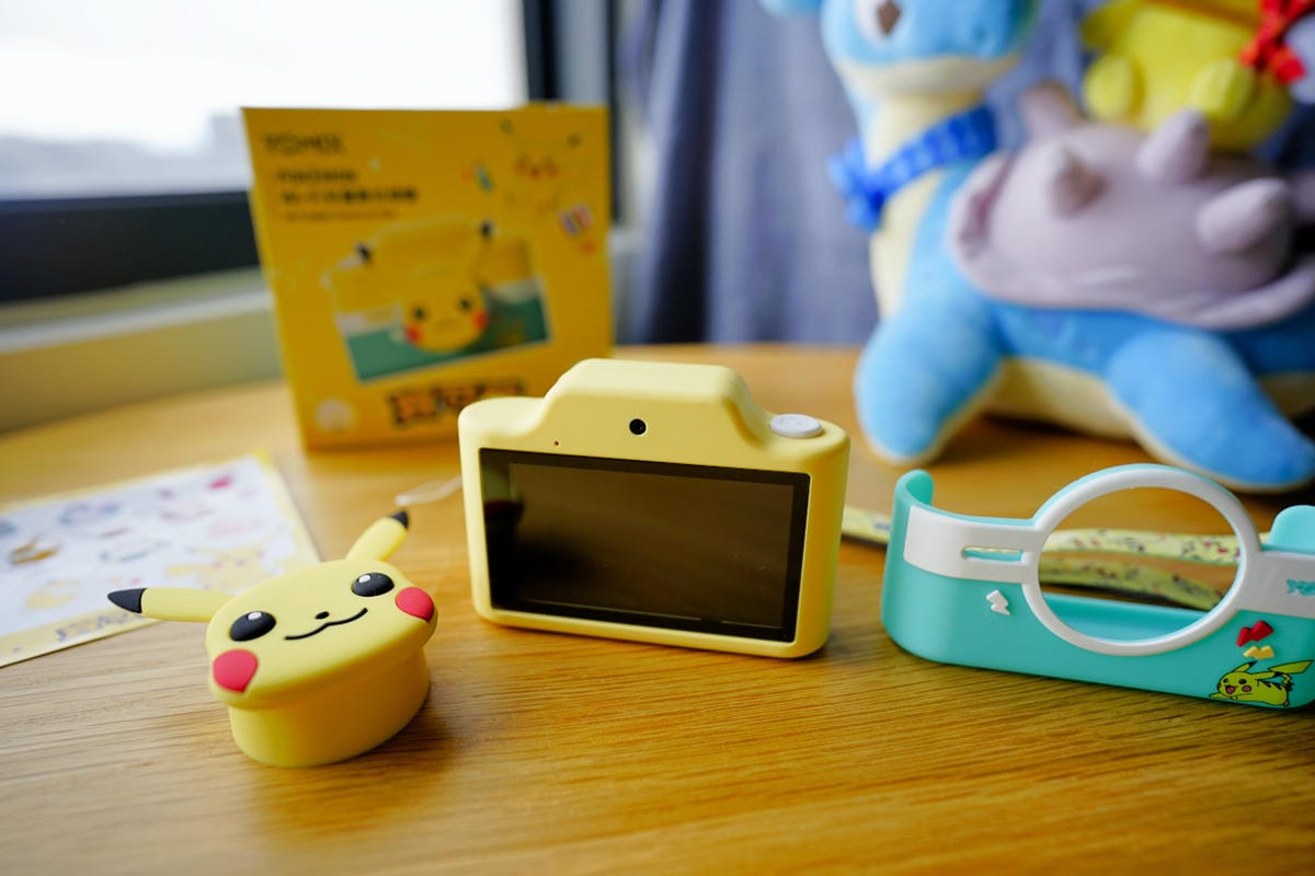 親子育兒｜3吋大螢幕觸控式兒童相機推薦！【YOMIX 優迷】寶可夢聯名款 Pokémon Wi-Fi兒童數位相機KC-1
