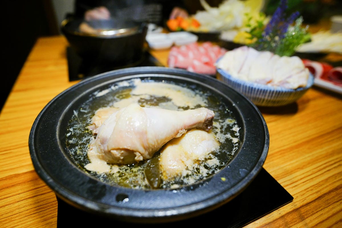 新北食記|林口超人氣排隊名店,一吃就圈粉的台式爆炒火鍋 狂一鍋 必回訪!林口昕境廣場美食推薦! - 第18張圖 新北食記|林口超人氣排隊名店,一吃就圈粉的台式爆炒火鍋 狂一鍋 必回訪!林口昕境廣場美食推薦!