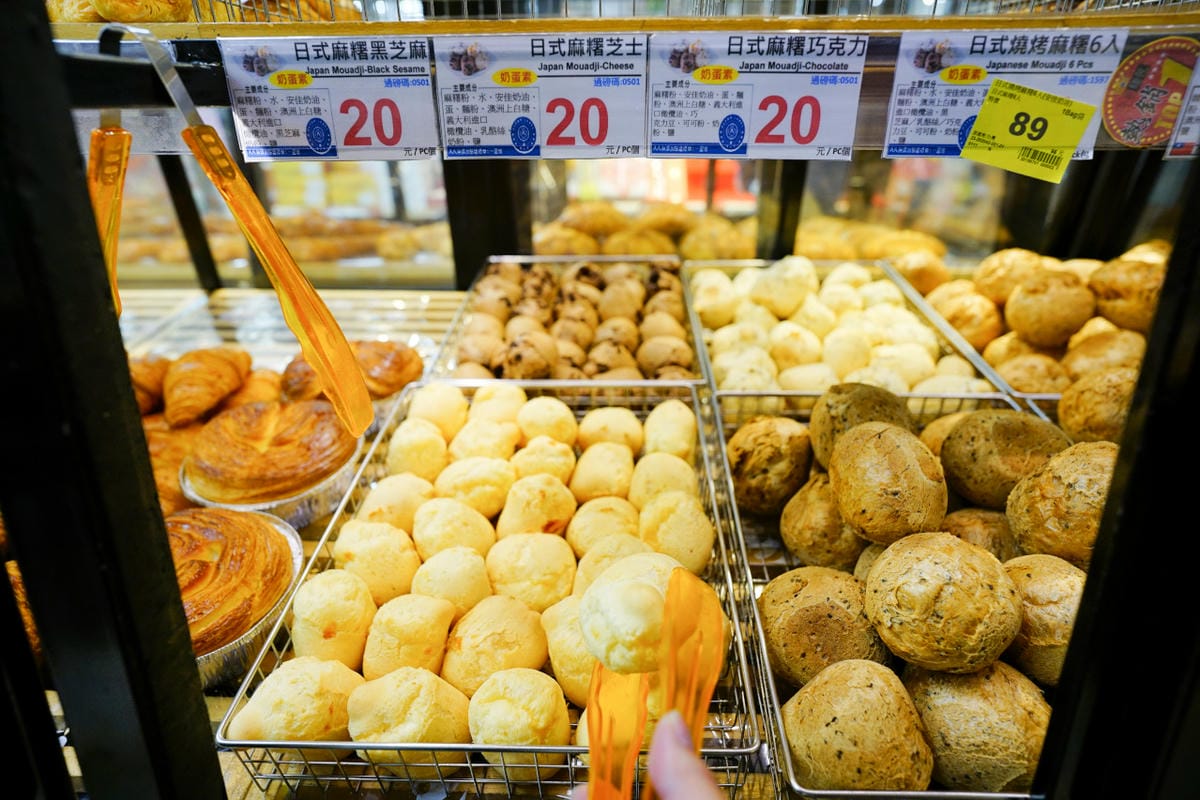 新北食記｜家樂福自製烘焙 100%無添加驗證標章 麵包美食標章無添加AA烘焙麵包推薦！