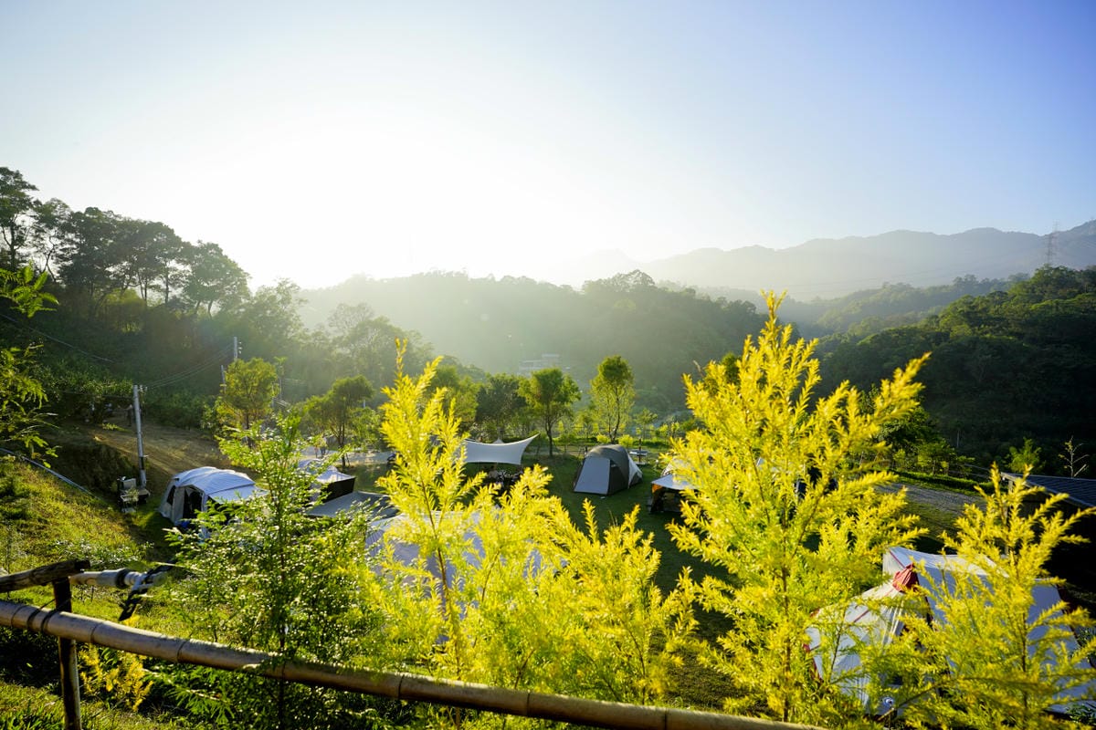 苗栗露營|花香果樂露營區 營區免費採橘子,超新衛浴、冰箱 苗栗親子營區推薦! - 第16張圖 苗栗露營|花香果樂露營區 營區免費採橘子,超新衛浴、冰箱 苗栗親子營區推薦!