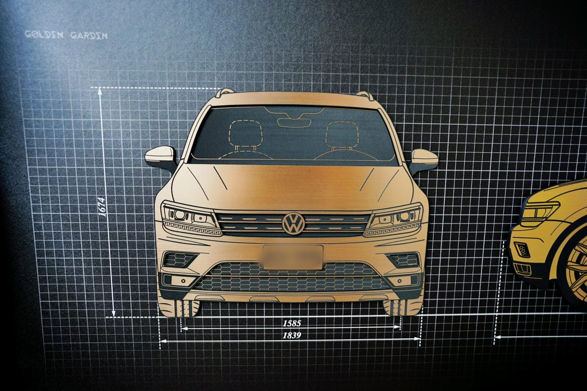 禮物|獨一無二的情人節禮物!金園設計 x Golden Garden 客製化汽車掛畫 福斯 The Tiguan Allspace 330 - 第3張圖 禮物|獨一無二的情人節禮物!金園設計 x Golden Garden 客製化汽車掛畫 福斯 The Tiguan Allspace 330