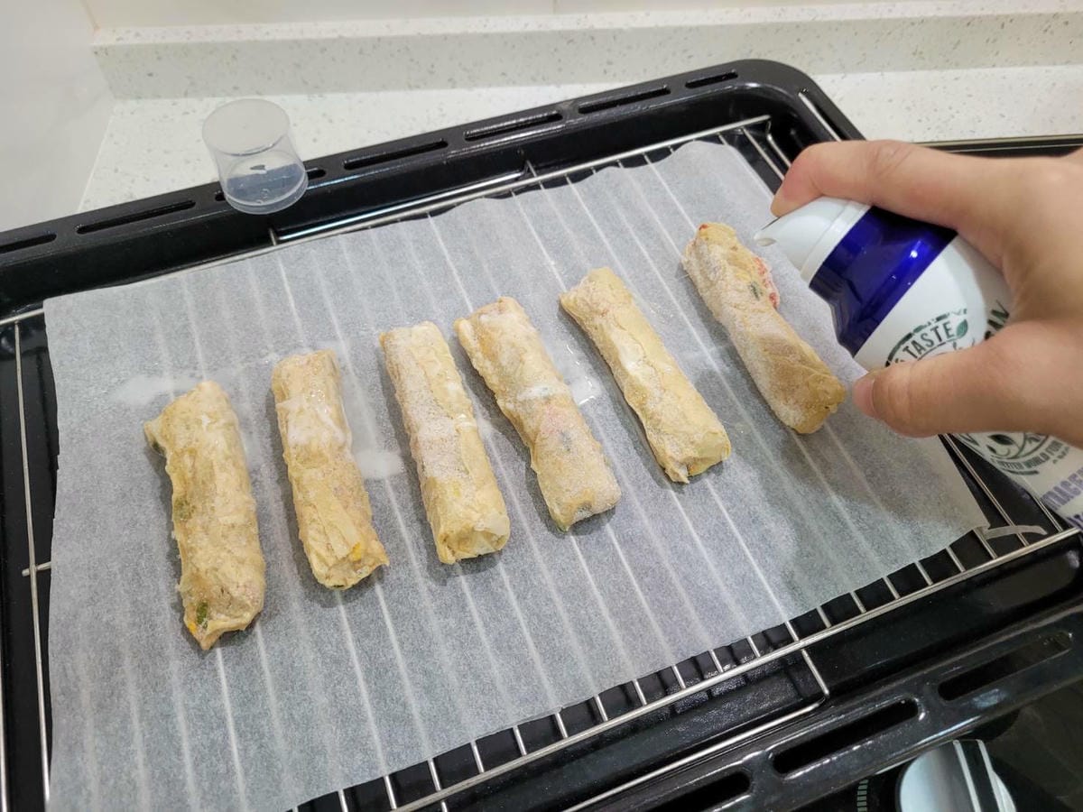 料理｜全聯【義大利Vivo Spray】噴霧油 家常菜料理油推薦特級冷壓100%橄欖油，氣炸推薦使用玄米油！