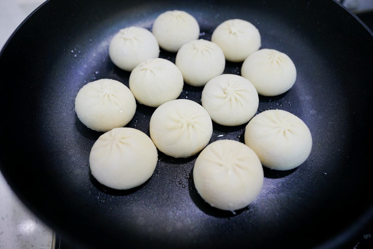 料理｜宅配生煎包 質好日全植物生煎包 零膽固醇爆漿生煎包，素食/蔬食冷凍食品推薦！