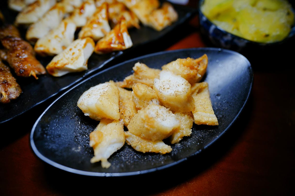 台北食記｜士林夜市美食推薦！起家莊雞老闆（士林店）當月壽星優惠消費滿$1800就送桶仔雞！