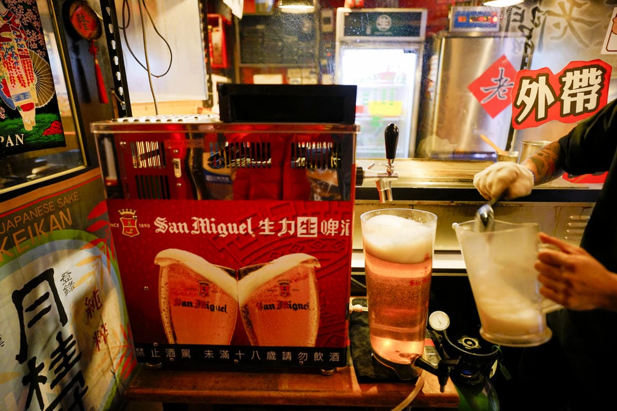 台北食記｜士林夜市美食推薦！起家莊雞老闆（士林店）當月壽星優惠消費滿$1800就送桶仔雞！