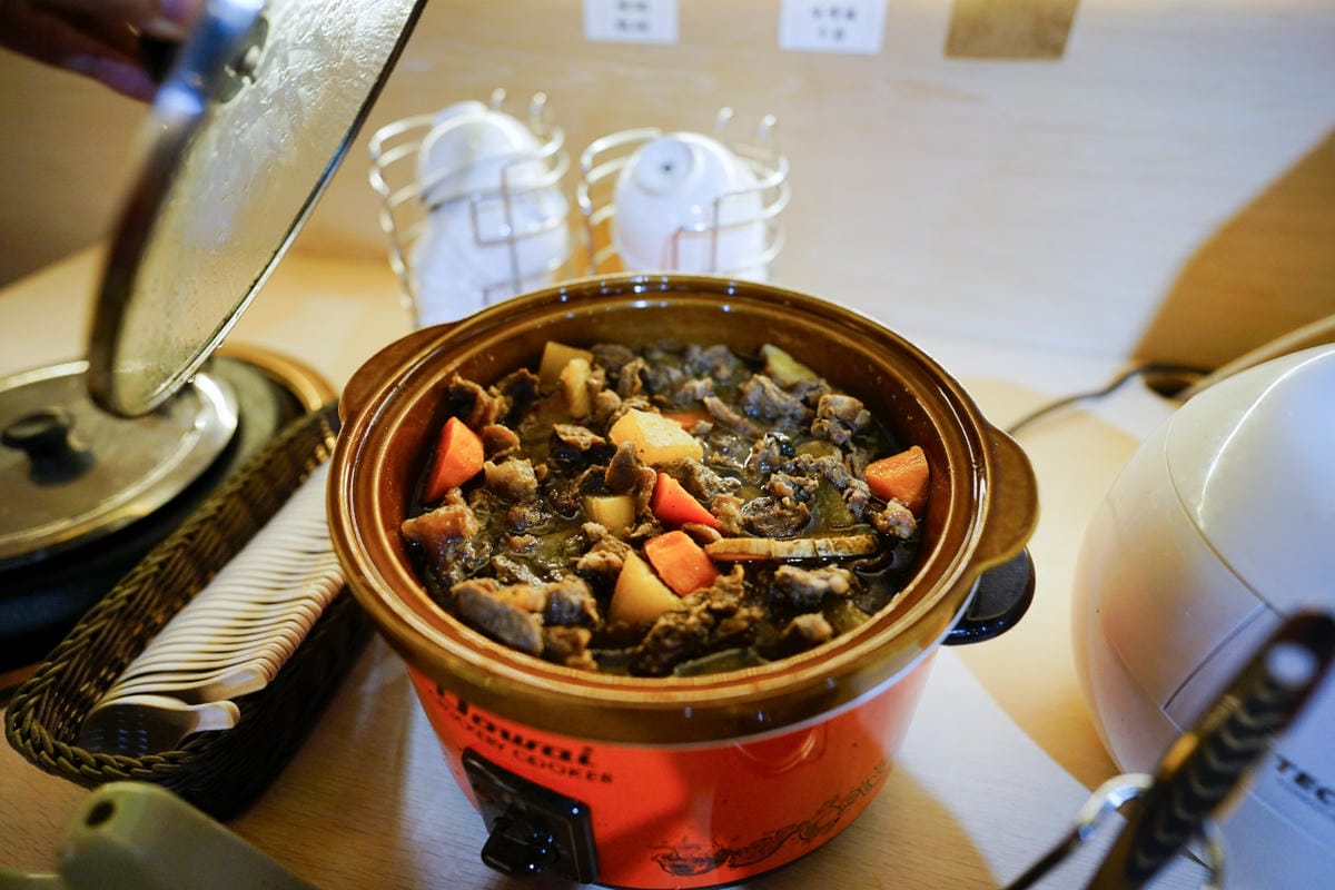 桃園食記｜桃園南崁燒肉吃到飽推薦！燒肉道 火鍋x燒肉和牛放題 589起軌道送餐燒肉吃到飽！