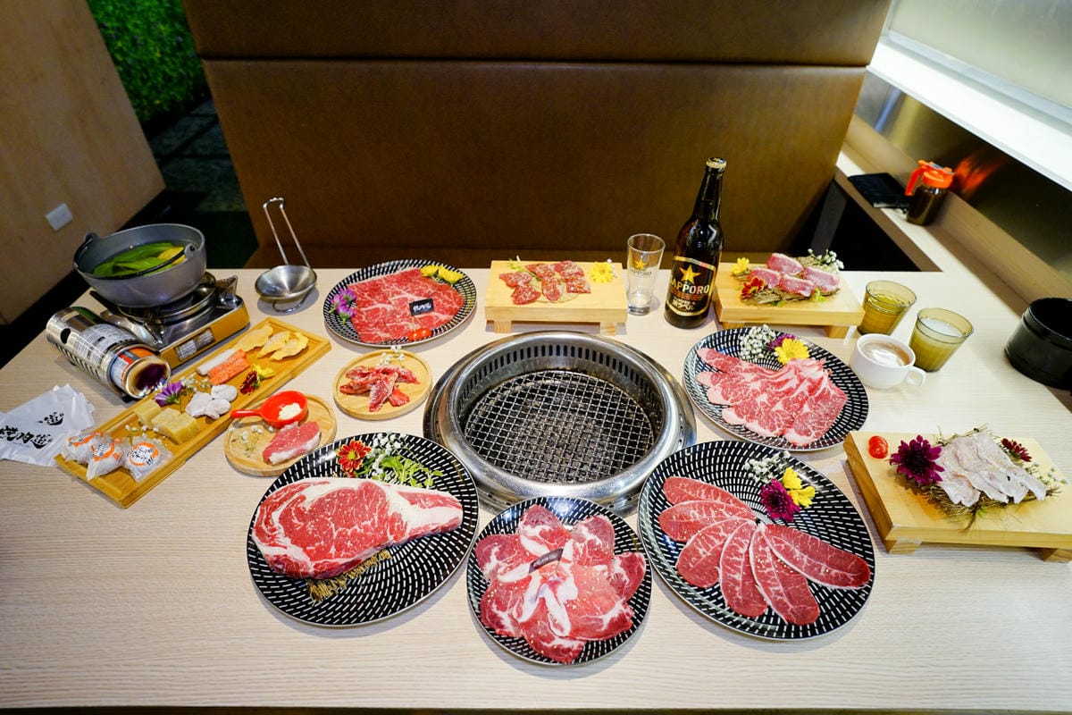 桃園食記｜桃園南崁燒肉吃到飽推薦！燒肉道 火鍋x燒肉和牛放題 589起軌道送餐燒肉吃到飽！