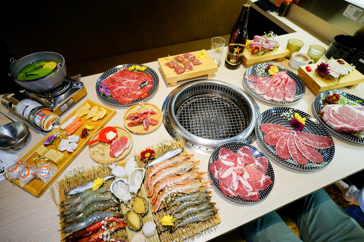 桃園食記｜桃園南崁燒肉吃到飽推薦！燒肉道 火鍋x燒肉和牛放題 589起軌道送餐燒肉吃到飽！