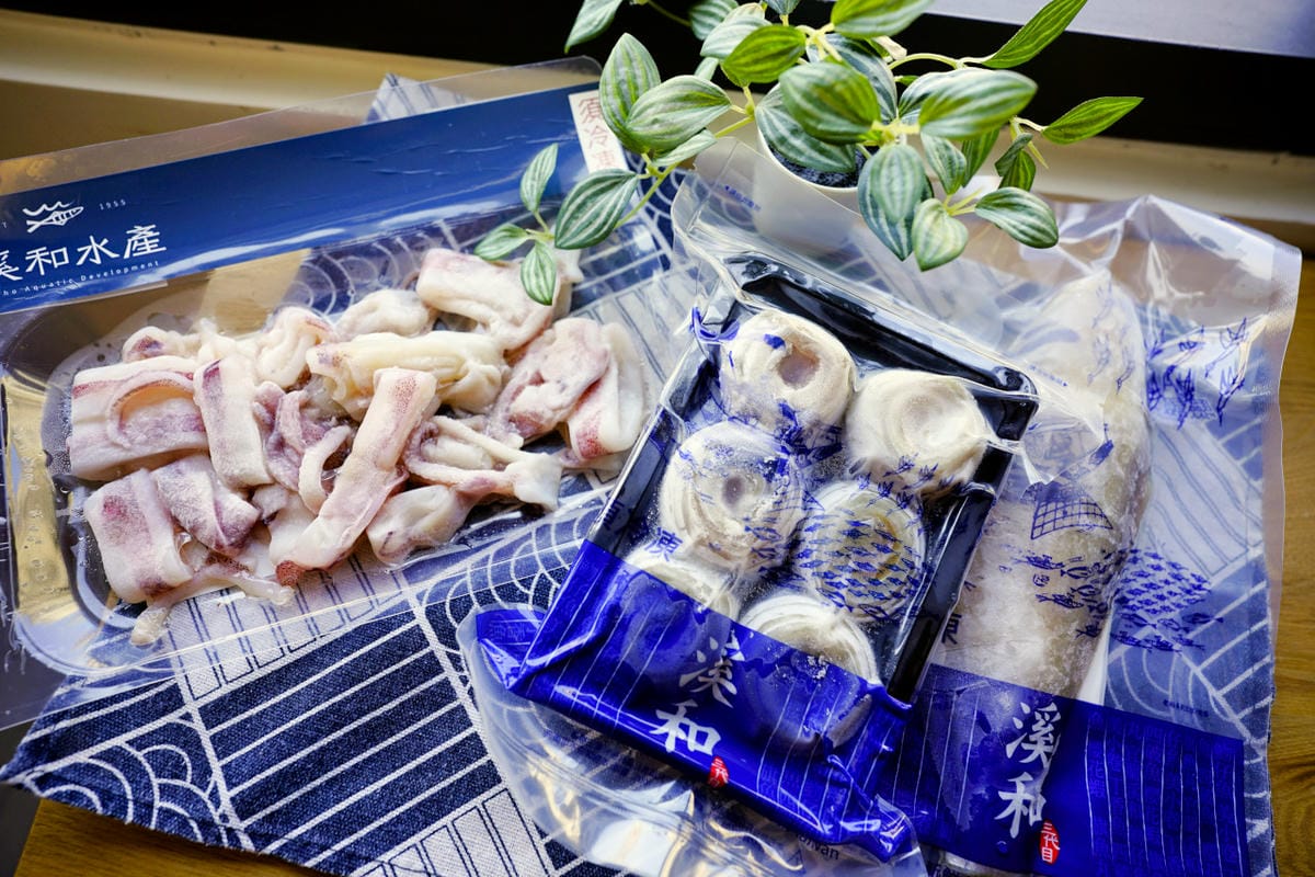 料理|溪和水產 急速冷凍海鮮食材宅配推薦!零失敗懶人海鮮料理-適合寶寶吃的無刺魚料理 去白帶魚魚卷、剝皮魚(去刺)、生小卷圈 - 第4張圖 料理|溪和水產 急速冷凍海鮮食材宅配推薦!零失敗懶人海鮮料理-適合寶寶吃的無刺魚料理 去白帶魚魚卷、剝皮魚(去刺)、生小卷圈