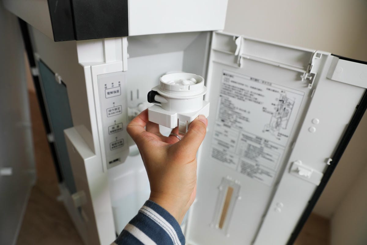 家電|空間異味除臭+病菌殺手專家【Panasonic 國際牌】Ziaino次氯酸空間除菌脫臭機 F-JPU25W 家有(毛)小孩除臭強力推薦! - 第16張圖 家電|空間異味除臭+病菌殺手專家【Panasonic 國際牌】Ziaino次氯酸空間除菌脫臭機 F-JPU25W 家有(毛)小孩除臭強力推薦!