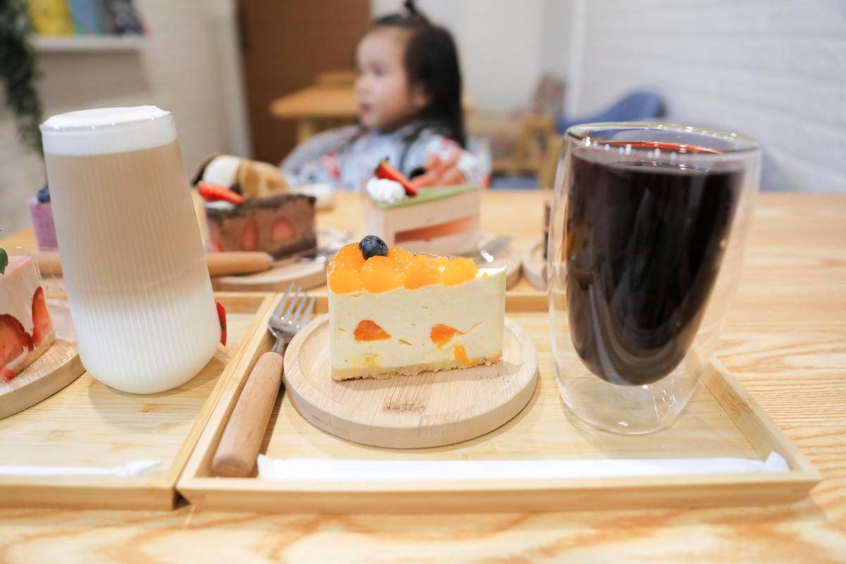 桃園食記｜中壢甜點推薦！兔子的森林甜點 中原夜市平價高CP值下午茶套餐 生乳酪水果蛋糕、客製化生日蛋糕推薦！