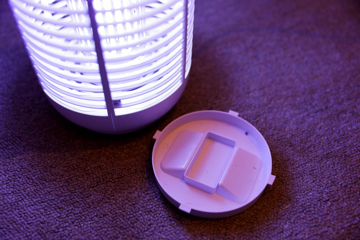 家電開箱｜保護孩子，夏日殲滅蚊子大作戰！RASTO AZ5捕蚊燈、AZ6捕蚊拍