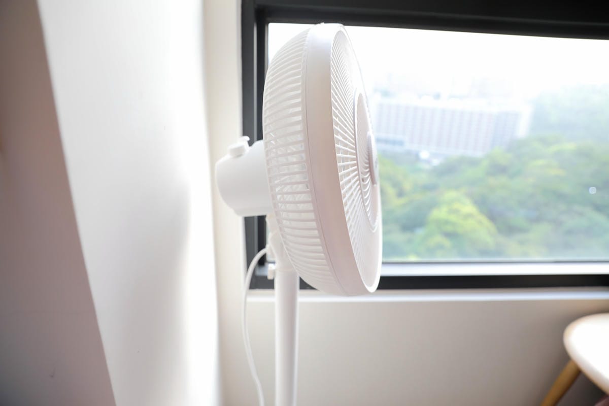 家電開箱|RASTO AF6 14吋雙風道循環立扇 夏日消暑冷氣房必備電風扇! - 第7張圖 家電開箱|RASTO AF6 14吋雙風道循環立扇 夏日消暑冷氣房必備電風扇!