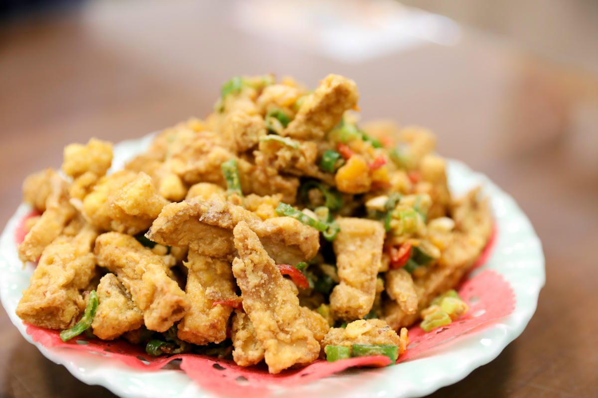 桃園食記｜桃園平價快炒海鮮！三街海鮮屋 熱炒海鮮店喝酒聚餐推薦！