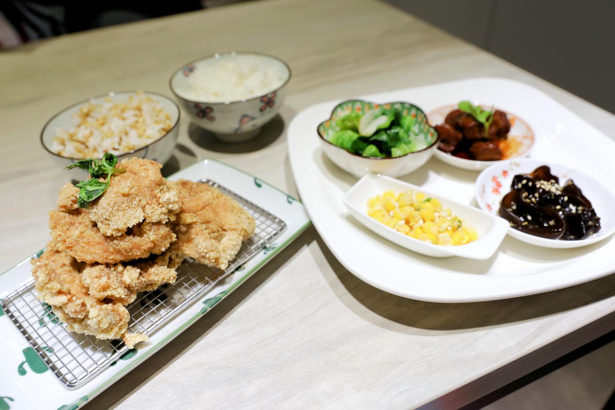 桃園食記｜芳味坊 玩味廚房 新鮮原型食材、特色工程料理，高CP值創意料理推薦！