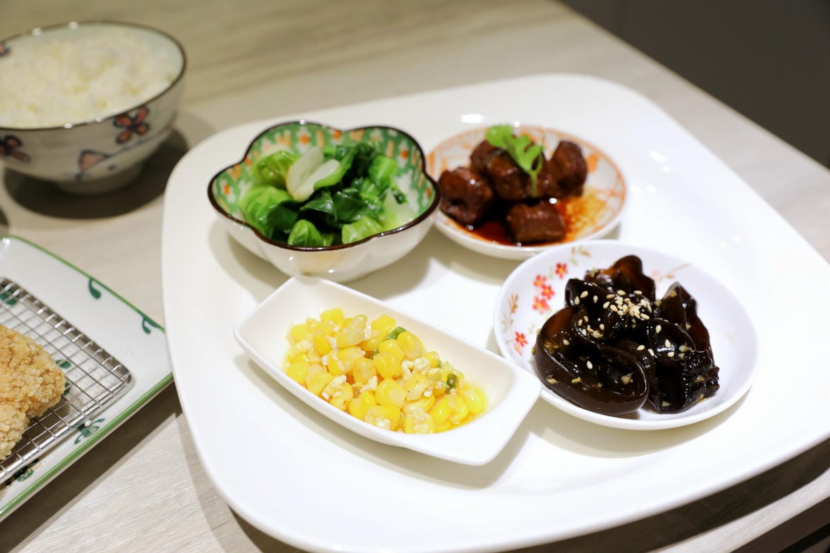 桃園食記｜芳味坊 玩味廚房 新鮮原型食材、特色工程料理，高CP值創意料理推薦！