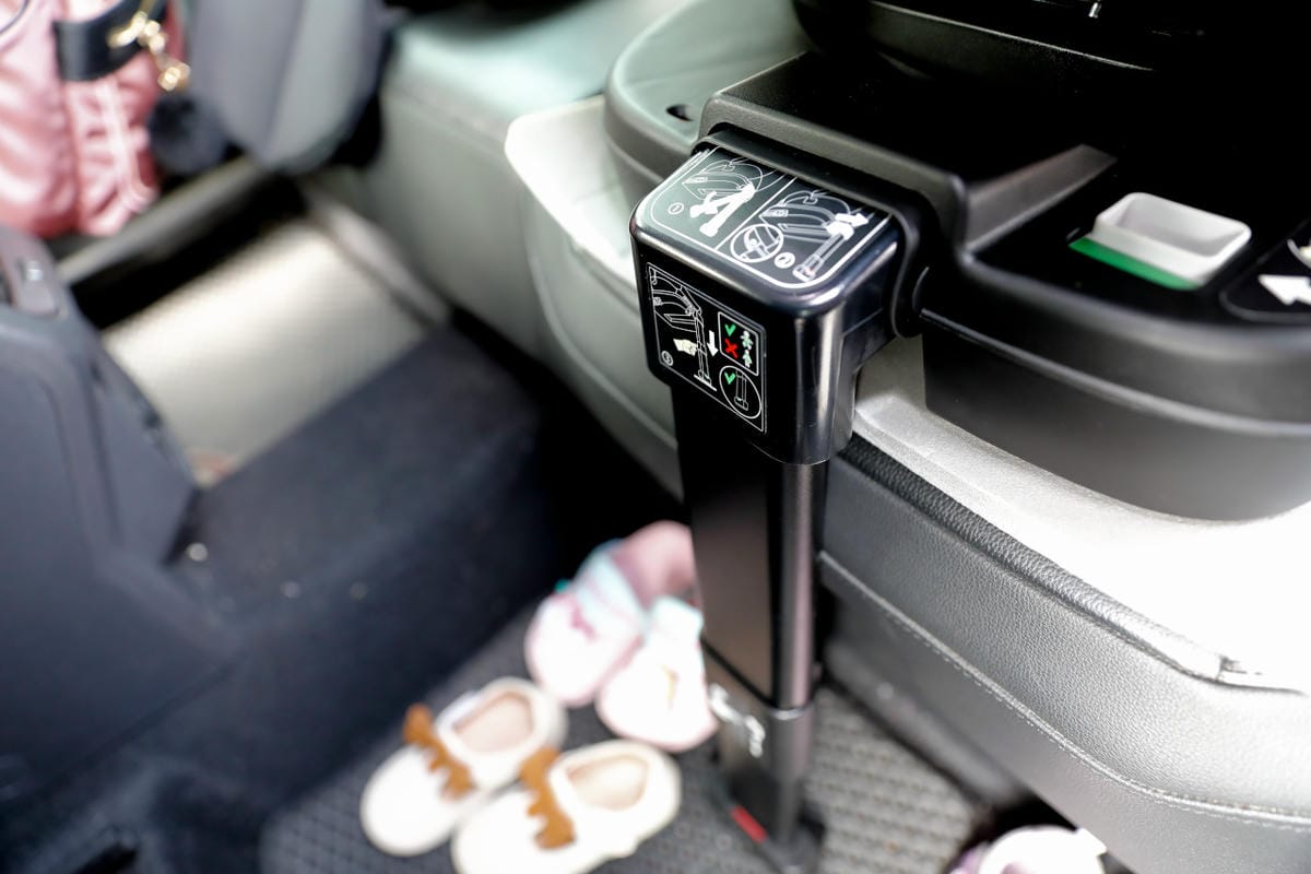 親子育兒｜ISOFIX成長型汽座推薦！新手爸媽必敗，百年賽車級嬰兒汽座，Recaro Salia 125兒童安全座椅，0到7歲一台就夠！