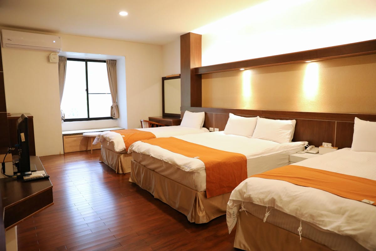 南投旅遊|蟬說:和社山林 入住臺大實驗林區,南投兩天一夜住宿推薦!順遊蟬說雅築 露天溫泉/羅娜部落 原民探索之旅/梅子夢工廠 - 第7張圖 南投旅遊|蟬說:和社山林 入住臺大實驗林區,南投兩天一夜住宿推薦!順遊蟬說雅築 露天溫泉/羅娜部落 原民探索之旅/梅子夢工廠