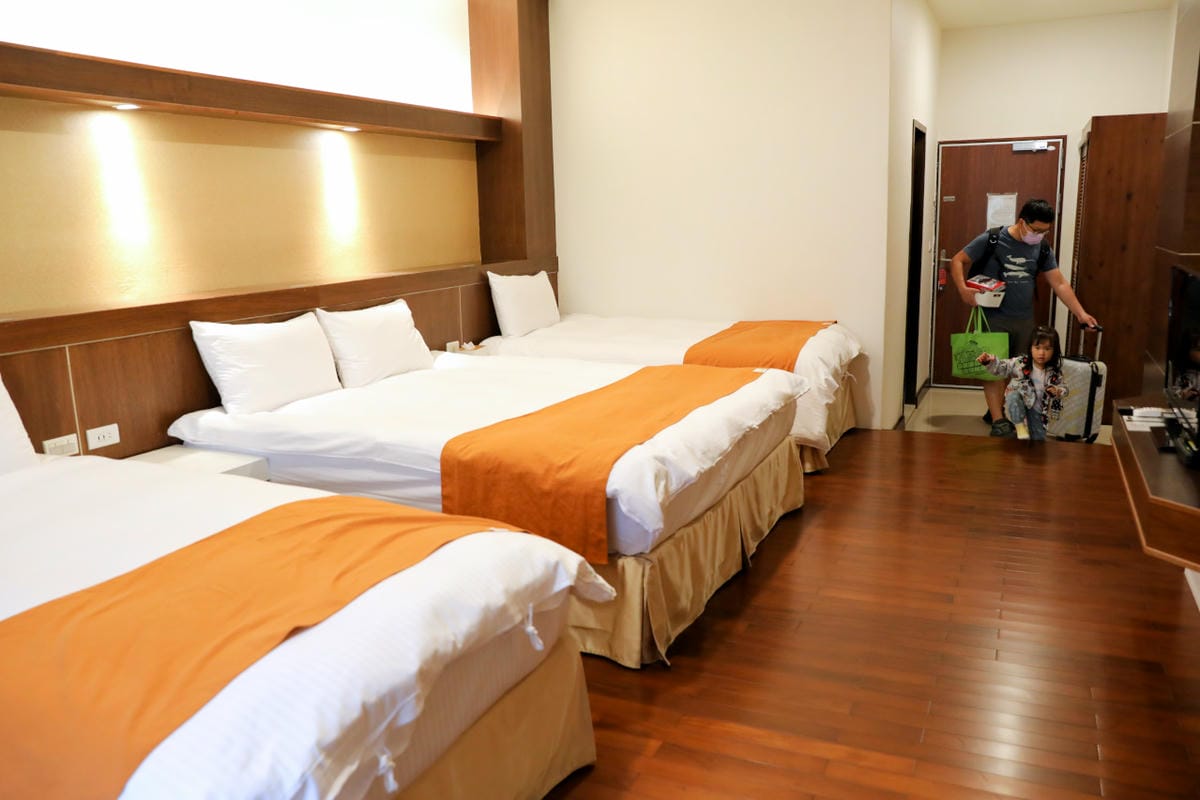 南投旅遊|蟬說:和社山林 入住臺大實驗林區,南投兩天一夜住宿推薦!順遊蟬說雅築 露天溫泉/羅娜部落 原民探索之旅/梅子夢工廠 - 第8張圖 南投旅遊|蟬說:和社山林 入住臺大實驗林區,南投兩天一夜住宿推薦!順遊蟬說雅築 露天溫泉/羅娜部落 原民探索之旅/梅子夢工廠