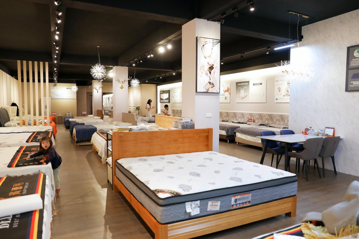 新北床墊|新北床墊推薦!床墊超市(新店旗艦店)單雙人記憶床墊推薦挑選方法 賓德利名床涼感床墊推薦! - 第4張圖 新北床墊|新北床墊推薦!床墊超市(新店旗艦店)單雙人記憶床墊推薦挑選方法 賓德利名床涼感床墊推薦!
