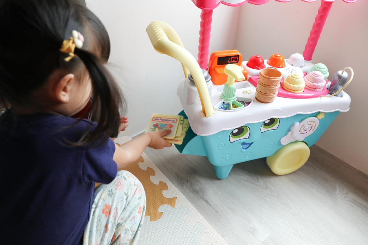 親子育兒｜美國LeapFrog跳跳蛙 中英文學習互動玩具 讓孩子邊玩邊學習英文！