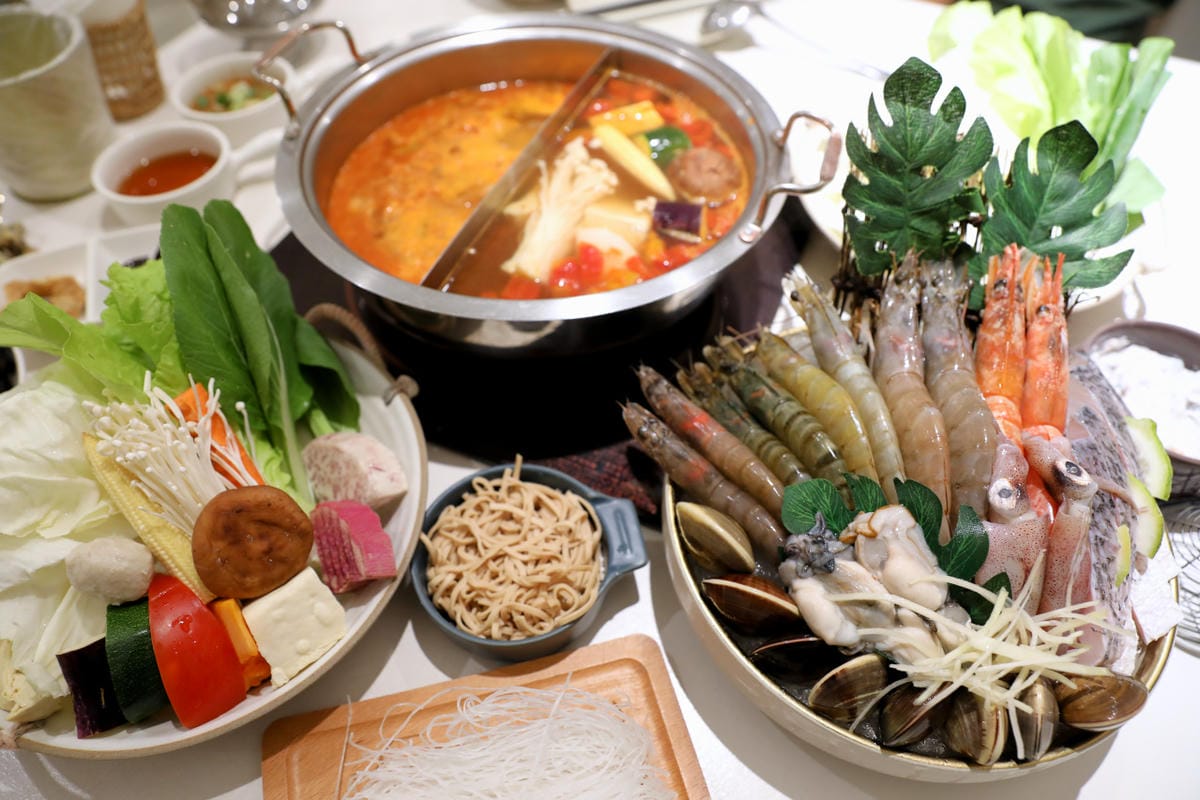 桃園食記|青埔火鍋推薦!樸食鍋物 PU SHI 橫山書法藝術館周邊美食,白色系網美火鍋店! - 第2張圖 桃園食記|青埔火鍋推薦!樸食鍋物 PU SHI 橫山書法藝術館周邊美食,白色系網美火鍋店!