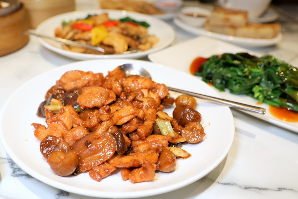 桃園食記｜檀島香港餐廳（大江店）2023母親節就來中壢大江購物中心！一站式滿足聚餐、購物、春夏打卡地標，快樂就是這麼簡單！