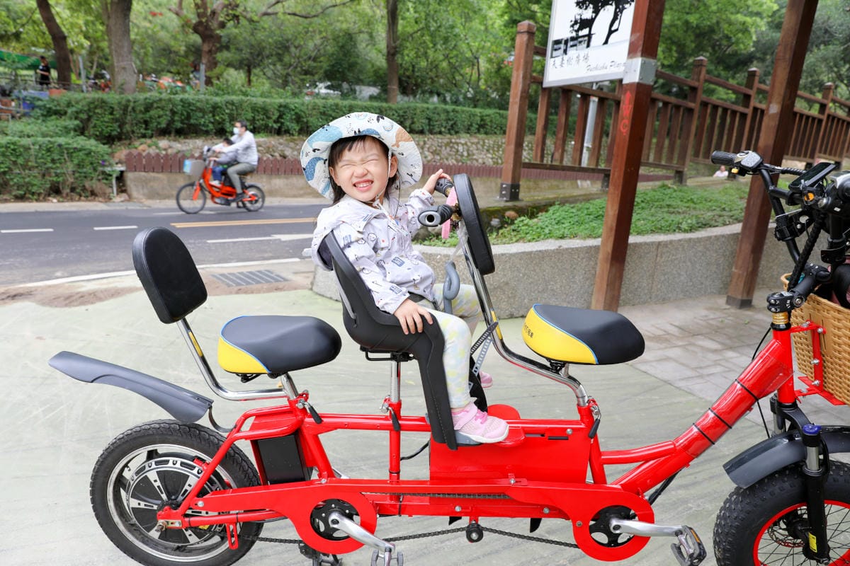 台中景點｜后里鐵馬道-隧道口租車中心，東豐自行車綠廊 爸媽輕鬆放電一日遊懶人包！超強續航力親子電動腳踏車，台中親子鐵馬遊推薦！
