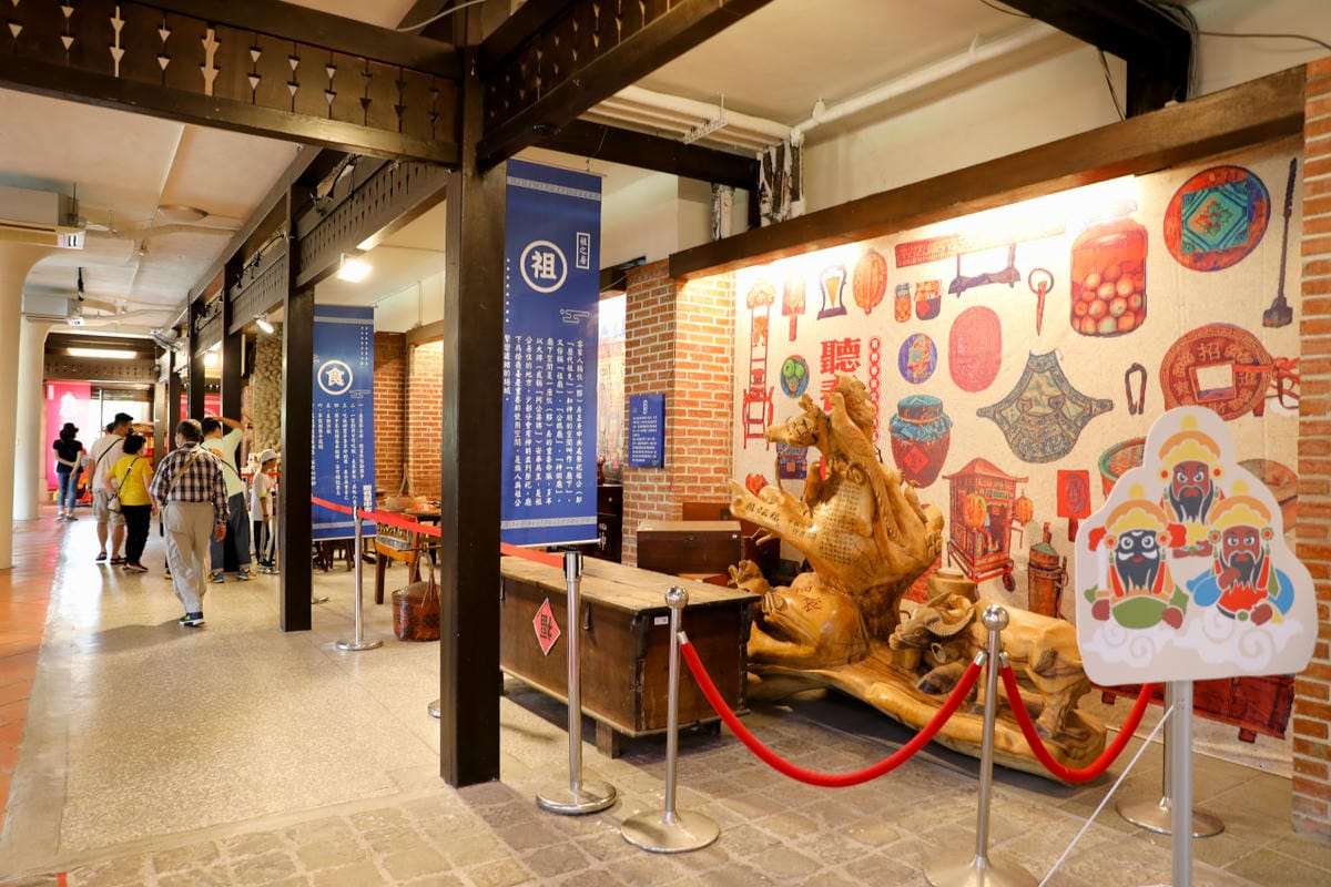 台中景點｜后里鐵馬道-隧道口租車中心，東豐自行車綠廊 爸媽輕鬆放電一日遊懶人包！超強續航力親子電動腳踏車，台中親子鐵馬遊推薦！