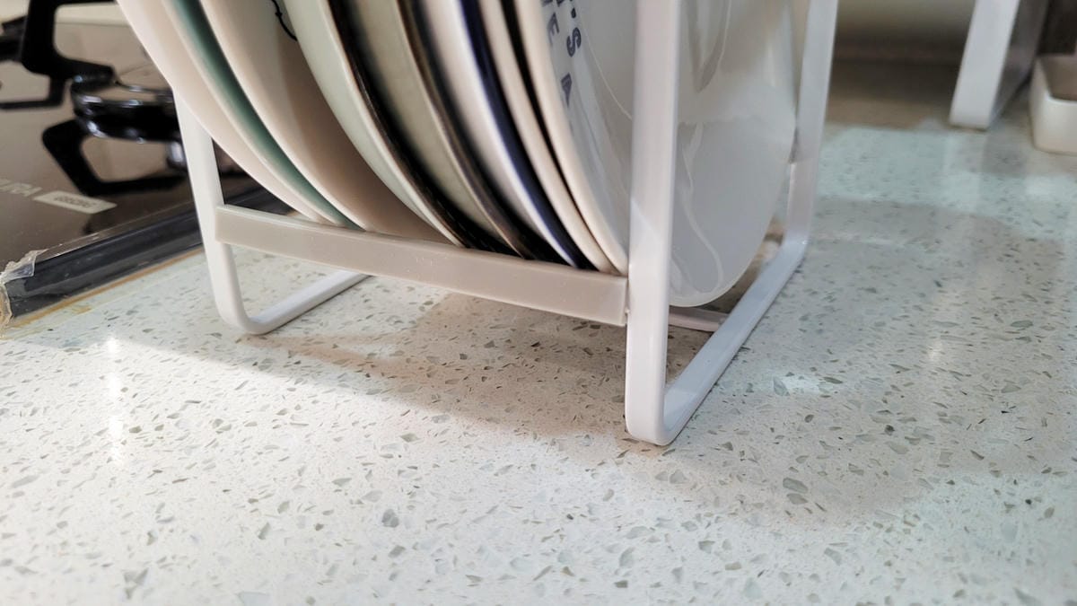 廚房收納｜YAMAZAKI 日本山崎生活美學 碗盤收納架、調味料收納架等廚房收納法寶推薦！